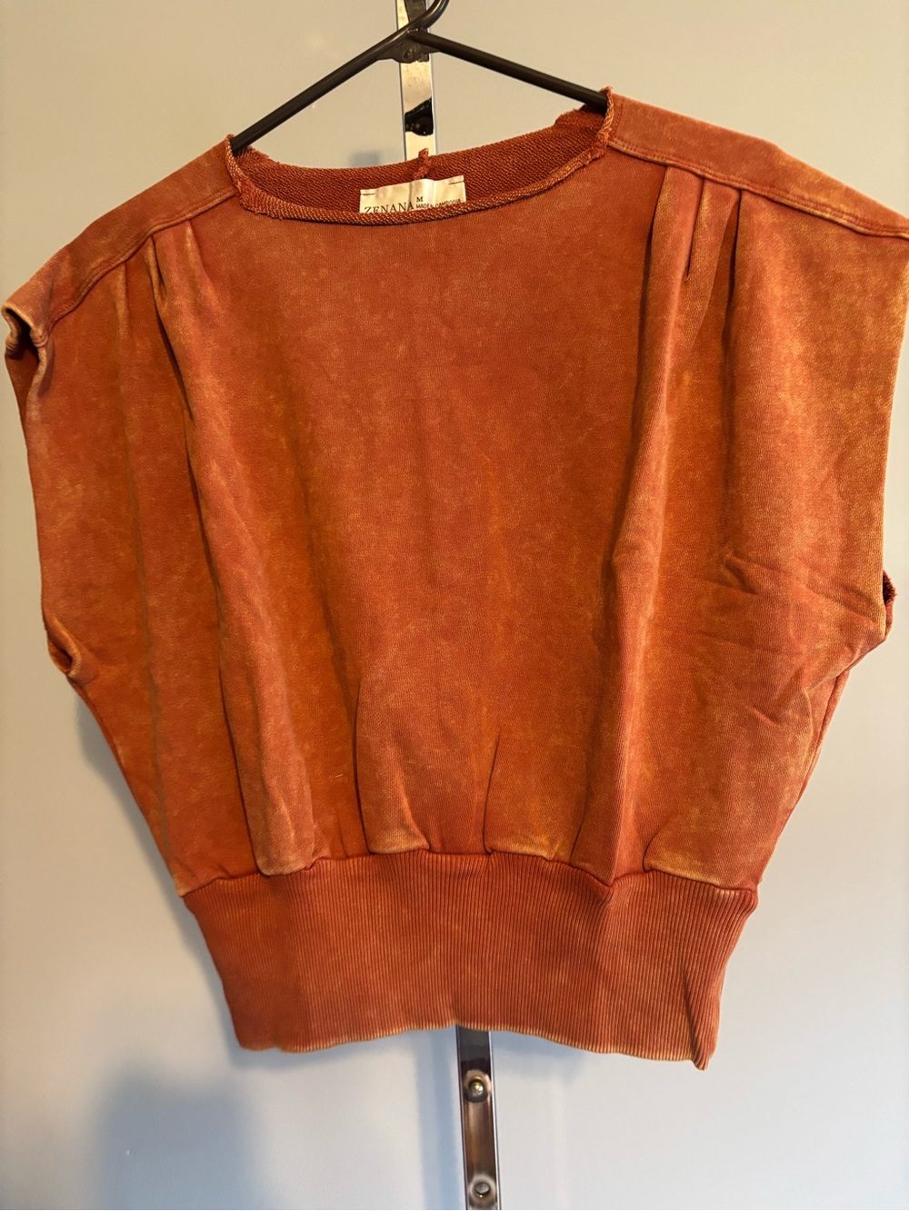 Zenana Rust sleeveless cotton sweatshirt multiple sizes great fit!